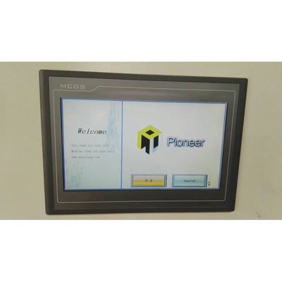 แผงผนังวัดแสงที่แม่นยำ 16g / s เครื่องบรรจุฉนวน PUF