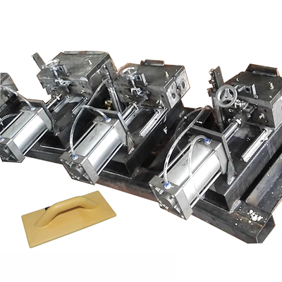 เกรียงก่ออิฐ 14 * 28 สายการผลิตโฟมโพลียูรีเทน 124.8g / s